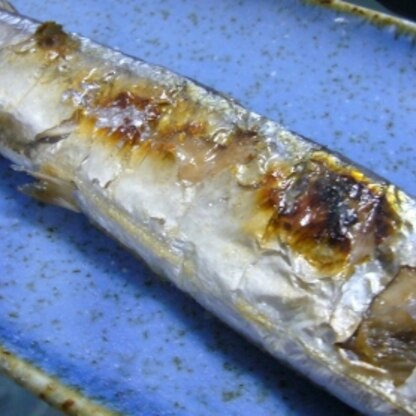 失敗せずに焼けました。旬の秋刀魚は美味しいですね。